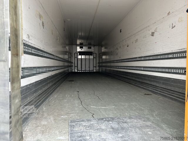 Transporte refrigerado/congelado Schmitz Cargobull / SOR Iberica-S3E / Carrier Vector 1550 / Frigo...