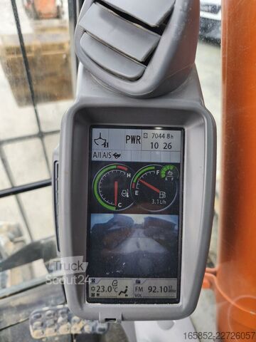 Escavatore cingolato Hitachi ZX160LC-6 Kettenbagger Schnellwechsler Tieflöffel