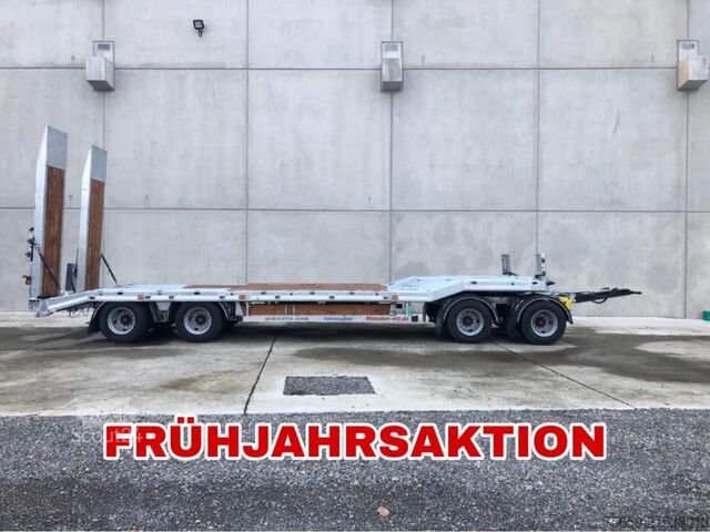 Low loader trailer Möslein T 4 VB H1  neuer 4 Achs Tieflader hydraulischen Rampen