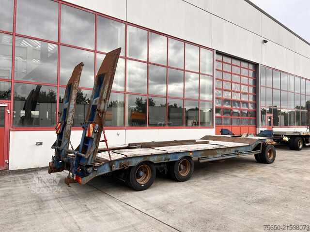 Low loader trailer Müller Mitteltal T3  3 Achs Tieflader mit ABS