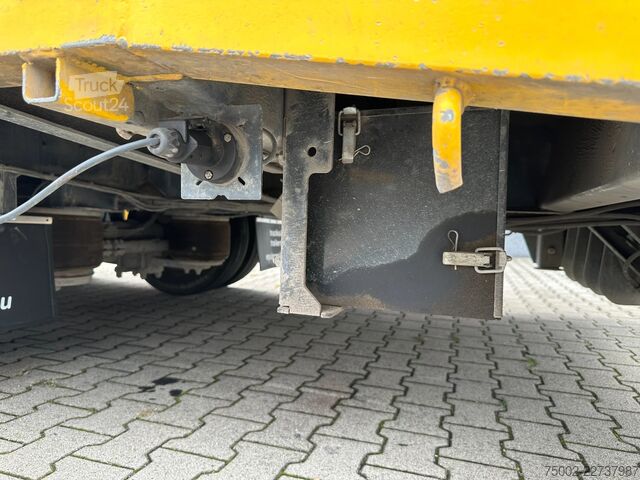 Încărcător redus Broshuis E-2190/27 / 3-axle lowloader /  6,4m extendable...