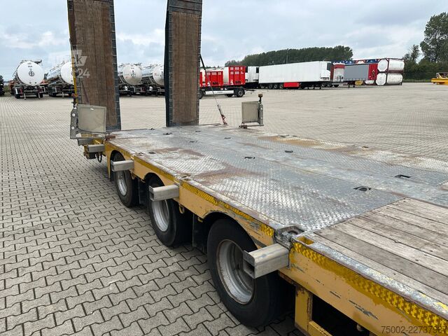 Încărcător redus Broshuis E-2190/27 / 3-axle lowloader /  6,4m extendable...