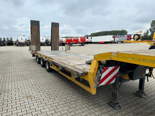 Încărcător redus Broshuis E-2190/27 / 3-axle lowloader /  6,4m extendable...