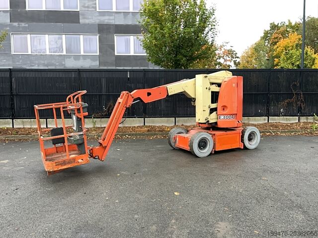 Telescoophoogwerker JLG E300AJ (11m)