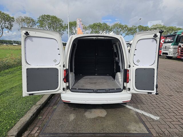 Чемодан VW CADDY 2.0 102Pk Automaat Navi!
