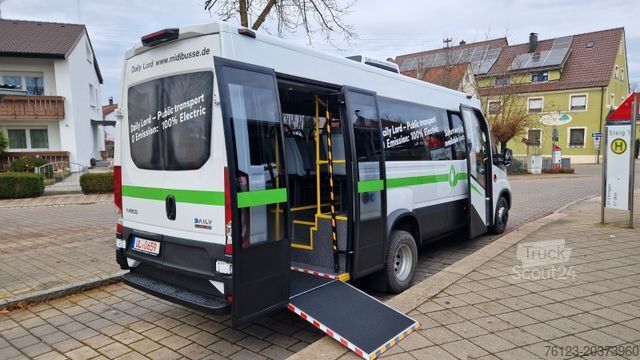 Autobus urbano IVECO Daily Heckniederflur Elektro City Stock