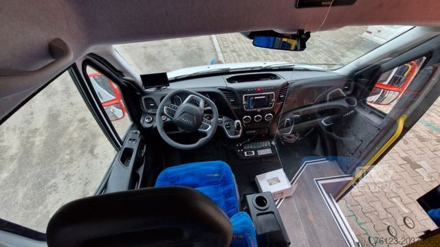 Autobuz urban IVECO Daily Heckniederflur Elektro City Stock