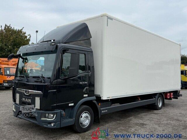 Camion caisson MAN TGL 12.250 Koffer 7.20m Ladebordwand1.5t. 1.Hand