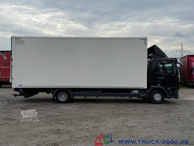 Camion caisson MAN TGL 12.250 Koffer 7.20m Ladebordwand1.5t. 1.Hand