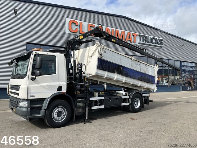 Nosturilla varustettu kippivaunu DAF FA 75 CF 250 Hiab 10 Tonmeter laadkraan