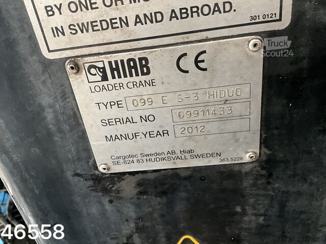 Nosturilla varustettu kippivaunu DAF FA 75 CF 250 Hiab 10 Tonmeter laadkraan