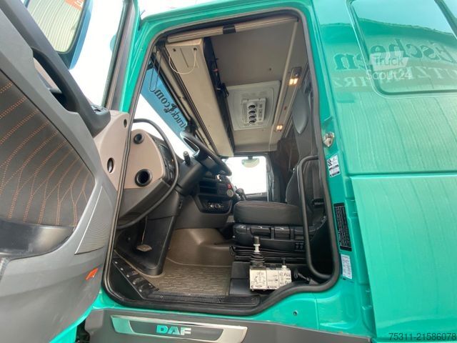 Самосвал DAF XF 530 6x4*Retarder*60Tonnen*Bordmatik*Manuell