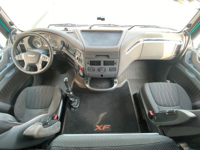 Самосвал DAF XF 530 6x4*Retarder*60Tonnen*Bordmatik*Manuell