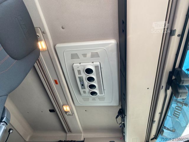 Самосвал DAF XF 530 6x4*Retarder*60Tonnen*Bordmatik*Manuell