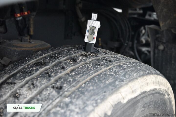 стандартний тракторний агрегат VOLVO FH 460 Globetrotter XL Varios i-Save