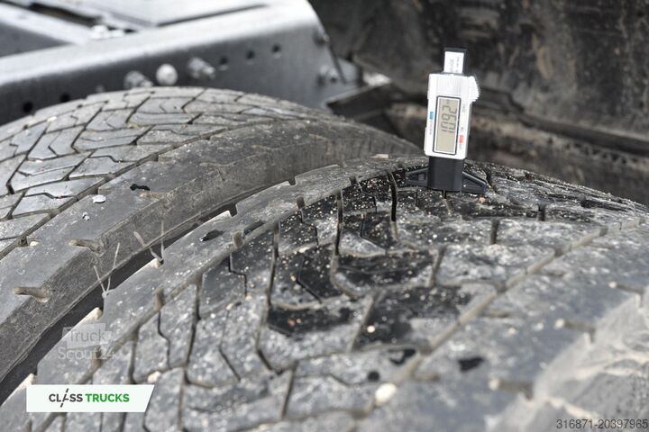 стандартний тракторний агрегат VOLVO FH 460 Globetrotter XL Varios i-Save