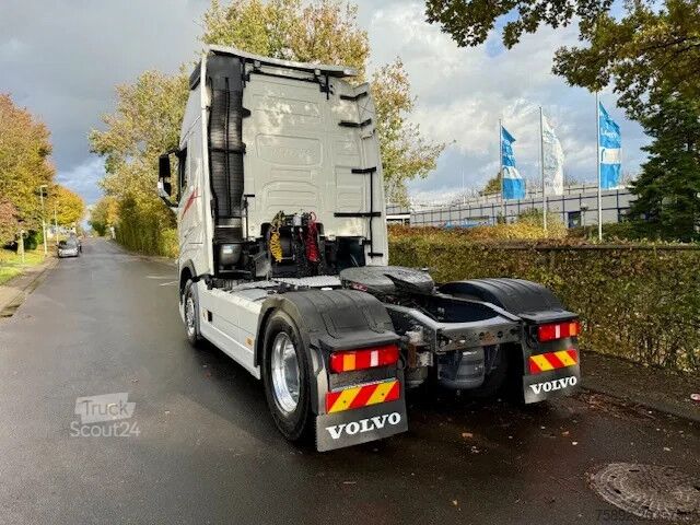 MTS standard Volvo FH 460 Globetrotter XL / Euro 6