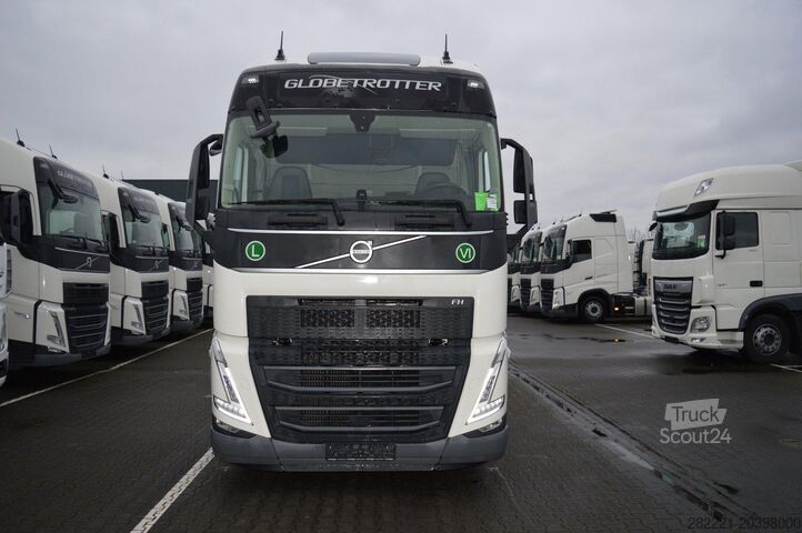 Standard tractor unit VOLVO FH 460 Globetrotter XL Varios i-Save