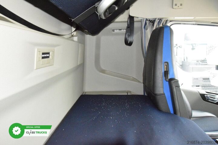 Standardní traktorová jednotka VOLVO FH 460 Globetrotter XL Varios i-Save