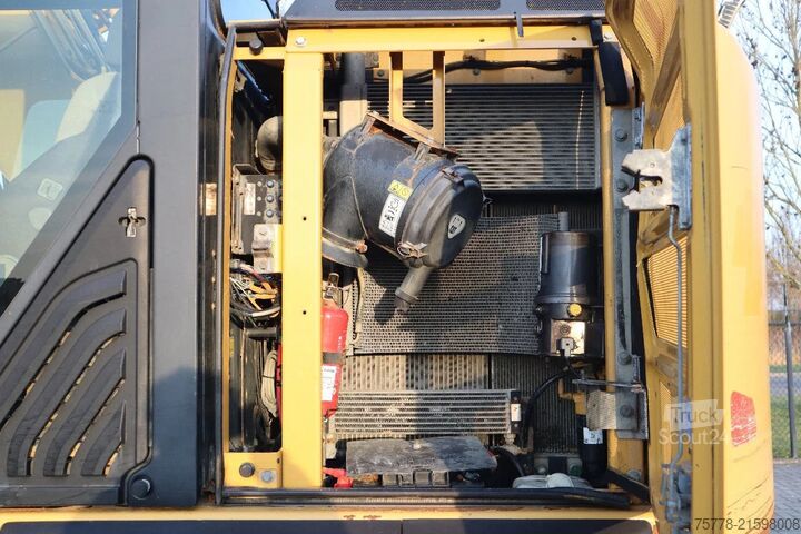 Rupsgraafmachine Caterpillar 320EL RR | 320 EL RR | BUCKET | QUICK COUPLER