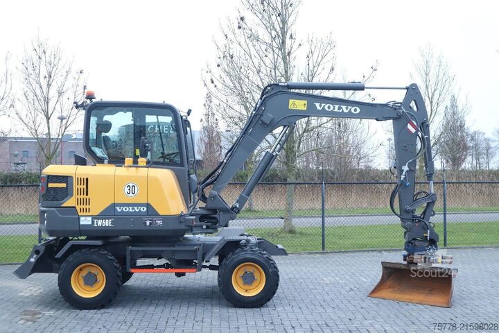Mobiele graafmachine Volvo EW60E | 117 HOURS | ROTOTILT + GRIPPER | BUCKET...
