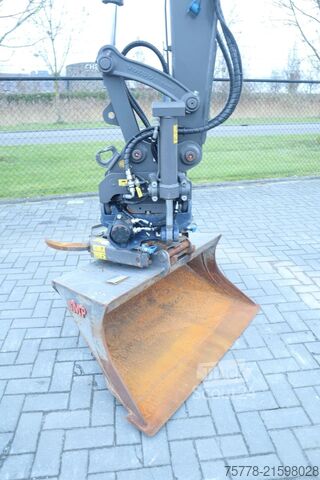 Mobiele graafmachine Volvo EW60E | 117 HOURS | ROTOTILT + GRIPPER | BUCKET...