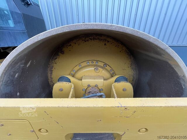 Одинарний ролик Caterpillar CS66B