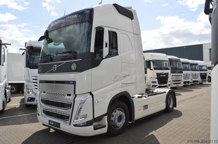 стандартен трактор VOLVO FH 460 Globetrotter XL i-Save SideSkirts