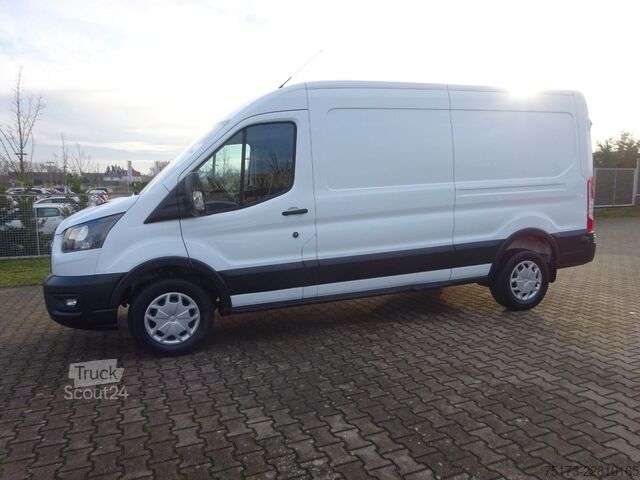 Furgoneta FORD Transit Kasten 350 L3H2 Trend 130PS Express-Line