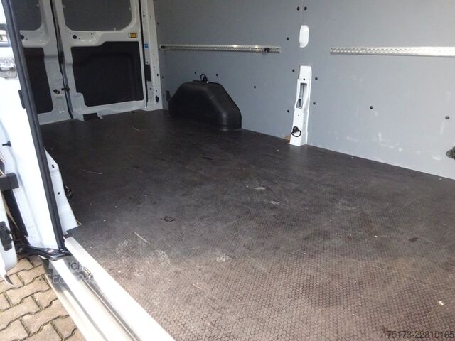 Furgoneta FORD Transit Kasten 350 L3H2 Trend 130PS Express-Line