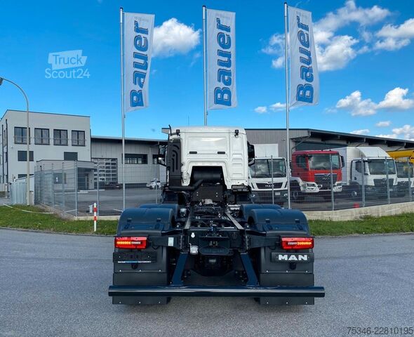 Standardní tahač MAN TGS 33.520 BL 6x4 FG/33 to/RS 3,60 m/PTO/AHK/Neu