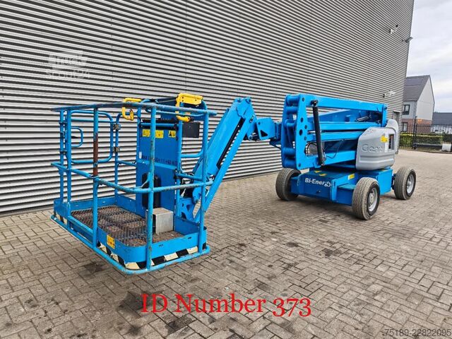 Przegubowa teleskopowa platforma robocza Genie Z45/25J Bi-Energy