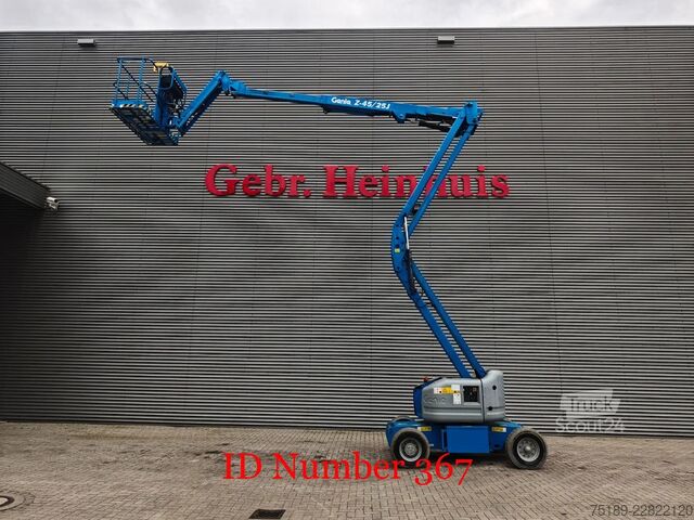 Przegubowa teleskopowa platforma robocza Genie Z45/25J Bi-Energy