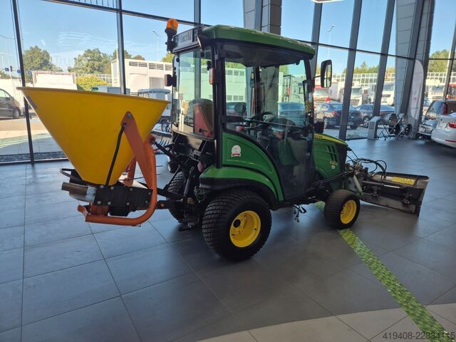 Traktor John Deere 1026R 4WD - Serviced! - PLOW + SPREADER GRATIS!
