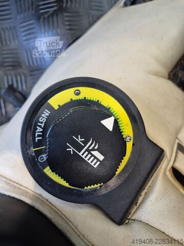 Traktor John Deere 1026R 4WD - Serviced! - PLOW + SPREADER GRATIS!