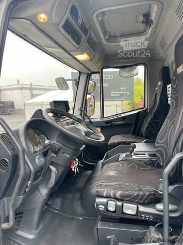 Hűtő felépítmény IVECO ML120E25