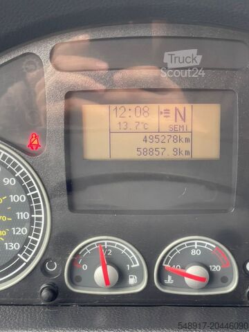 Hűtő felépítmény IVECO ML120E25