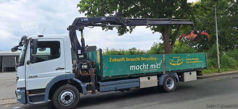 Lapos platós Mercedes-Benz Atego  1529