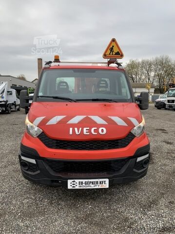 Transporter mit Koffer Iveco Daily Multitel MX170 - 17m - 200 kg