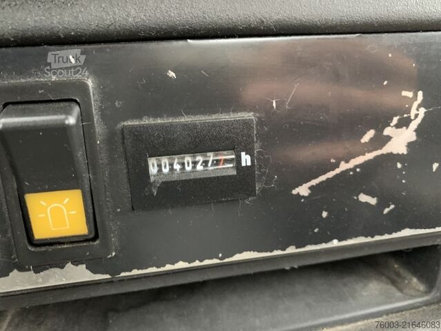 Transporter mit Koffer Iveco Daily Multitel MX170 - 17m - 200 kg