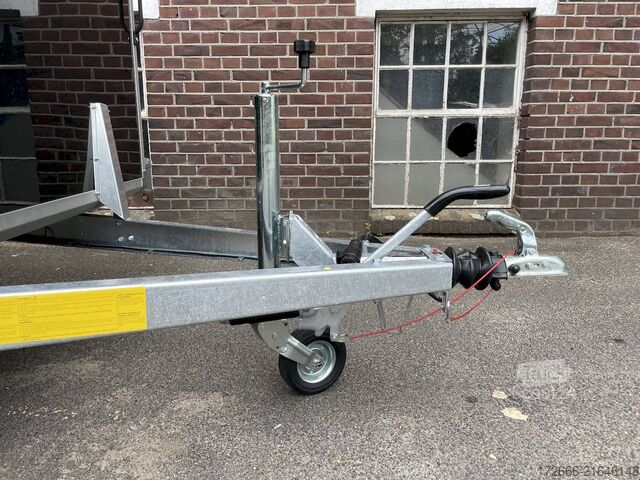 Remorque à caisse Variant 2017 C3 EDITION 302X168X188CM 2000KG KOFFERANHÄNGER