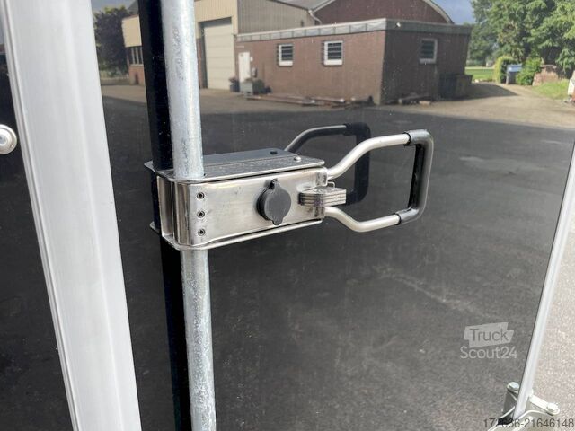 Remorque à caisse Variant 2017 C3 EDITION 302X168X188CM 2000KG KOFFERANHÄNGER