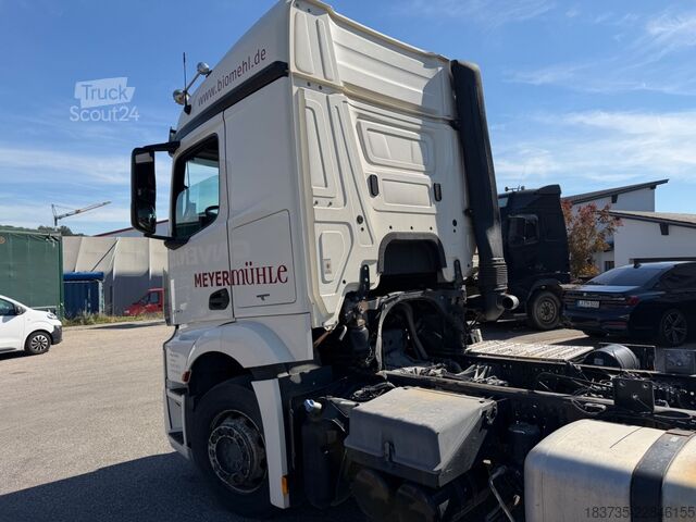 Podvozok nákladného vozidla MERCEDES-BENZ Actros MP4 2540 Luft/Luft, Lenk/Lift, Retarder