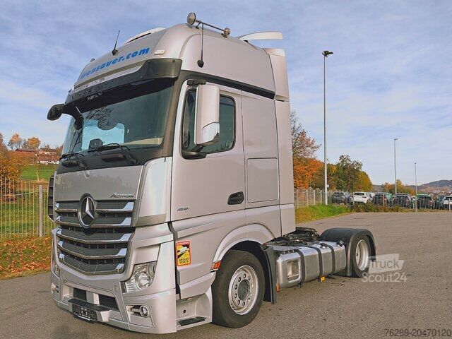 Volumen trækker Mercedes-Benz Actros 1851L SnRL sattelkupp,ard