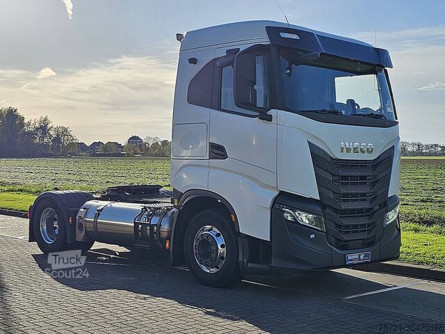 Standard-SZM IVECO S-WAY AS440S46 LNG GAS
