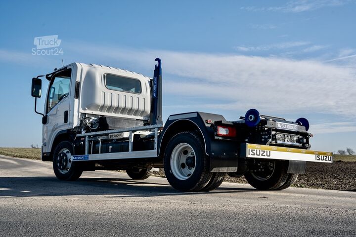 Autovehicul portcontainere Telehoist Isuzu M30H 150 PS Abrollkipper