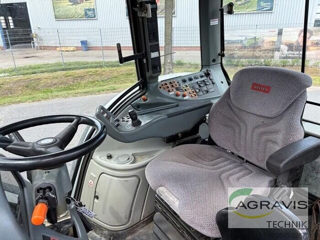 Trattore Valtra N 142 D