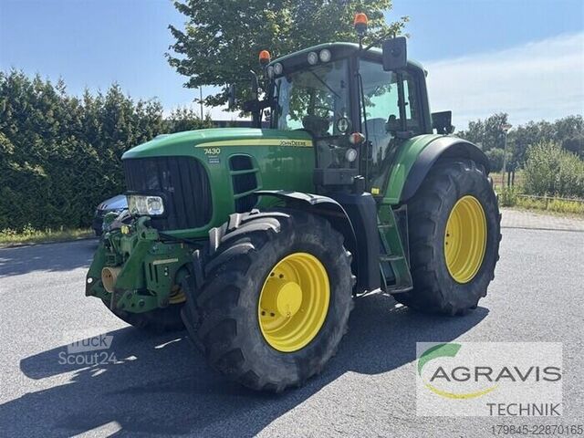 Traktor John Deere 7430 PREMIUM