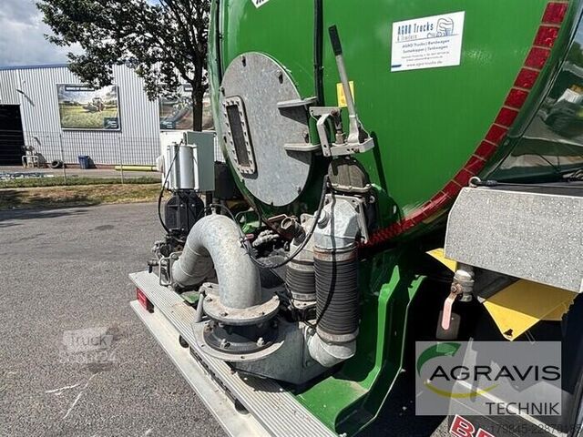 Gübre serpme makinesi Briri STREET MASTER 30