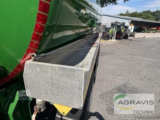 Gübre serpme makinesi Briri STREET MASTER 30